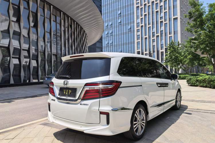 Used Honda Elysion 2016 2.4L Luxury Edition Exterior 7