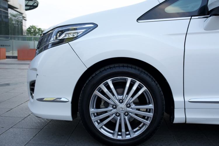 Used Honda Elysion 2016 2.4L Supreme Edition Exterior 8