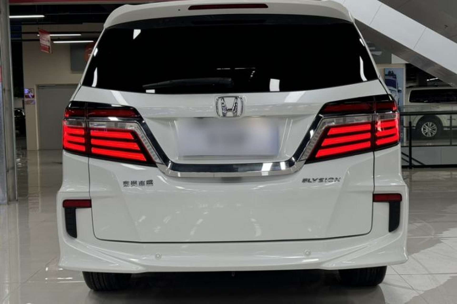 Used Honda Elysion 2016 2.4L Classic Edition Exterior 8