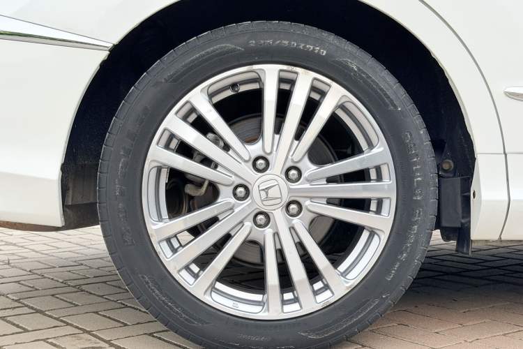 Used Honda Elysion 2016 2.4L Style Edition Exterior 9