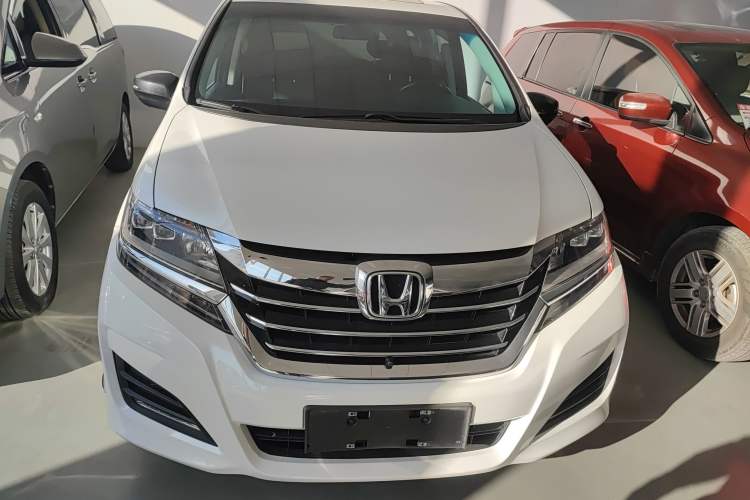 Used Honda Elysion 2016 2.4L Style Edition Front
