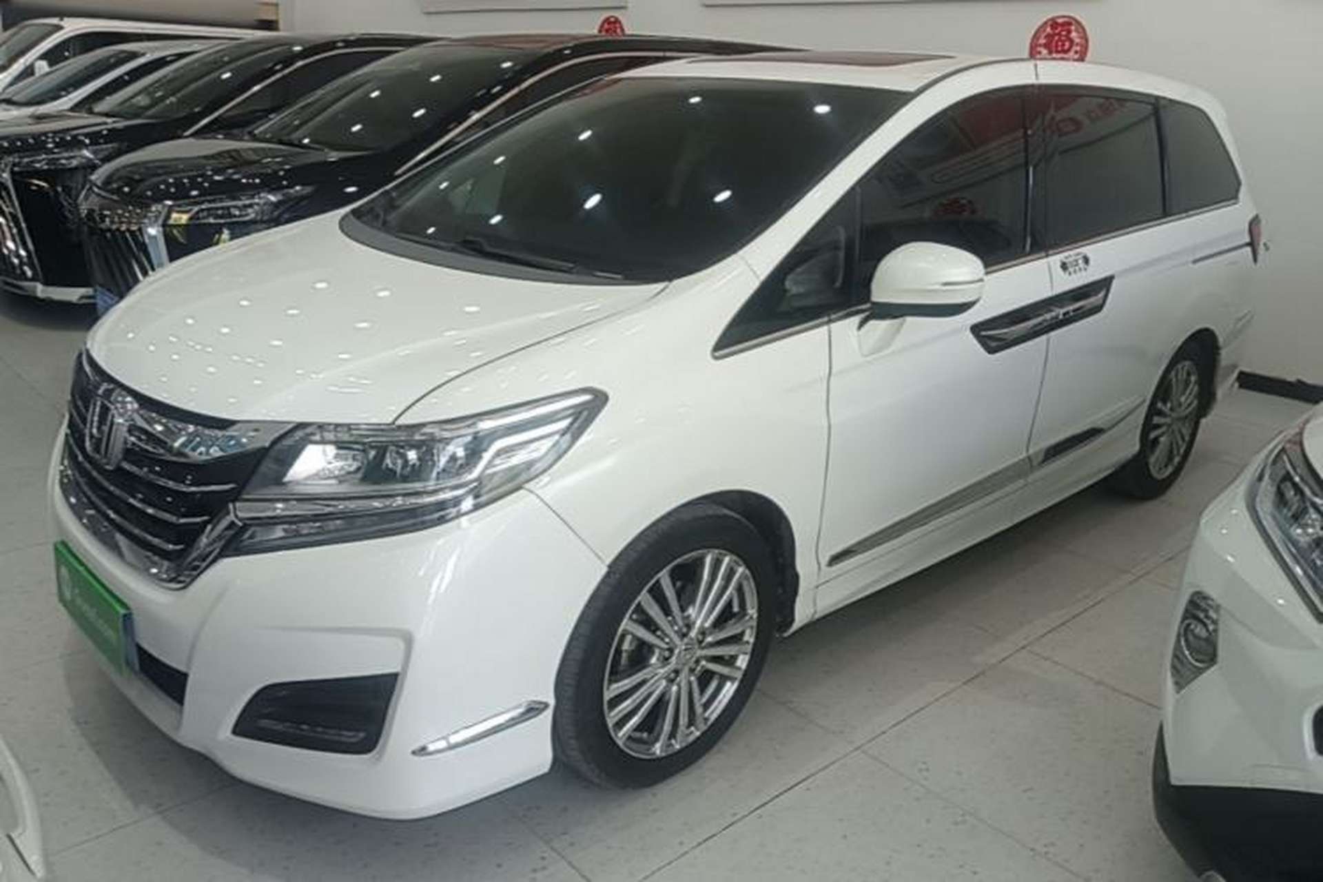 Used Honda Elysion 2016 2.4L Comfort Edition Front Left 45 Deg