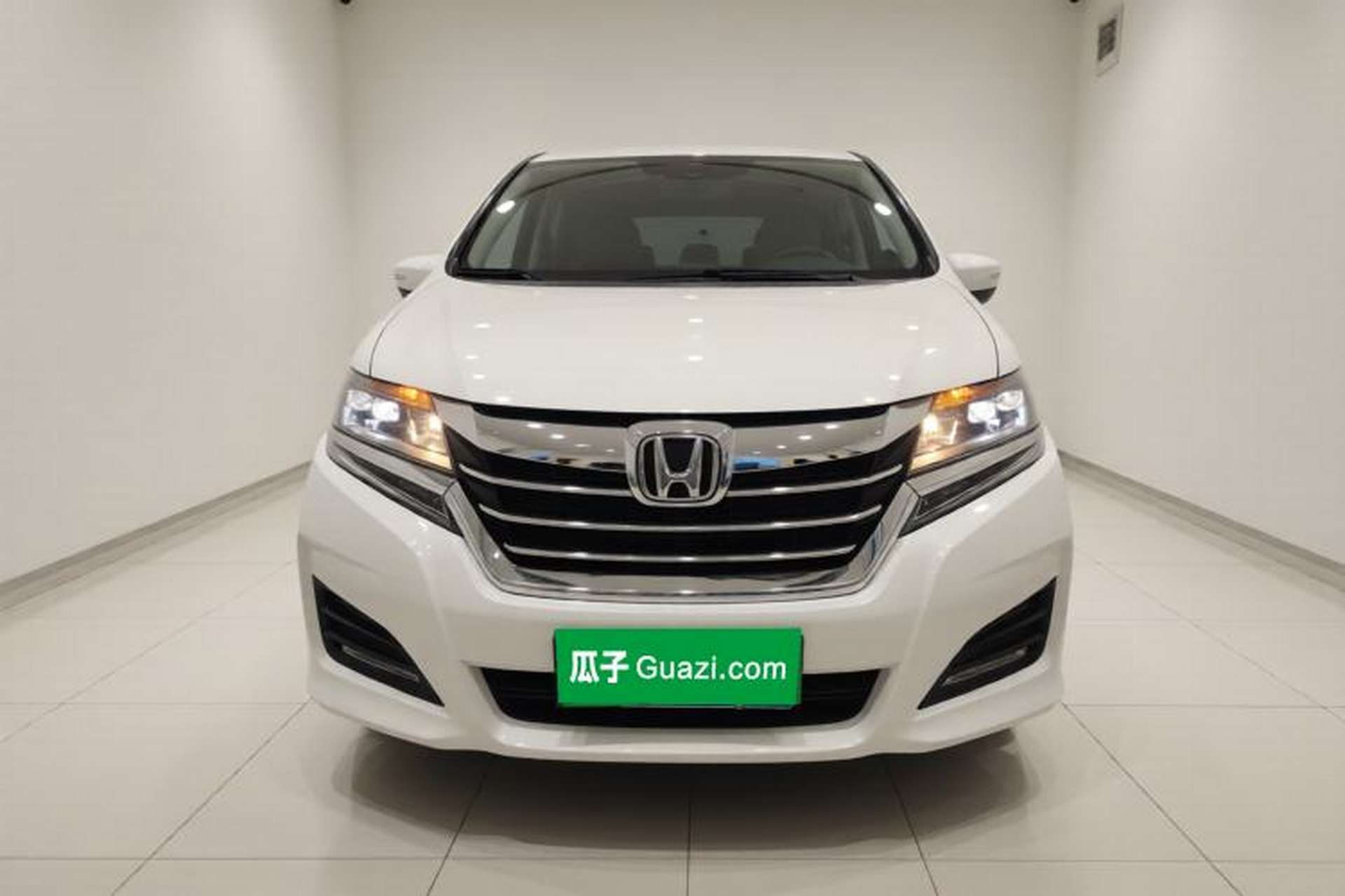 Used Honda Elysion 2016 2.4L Classic Edition Front