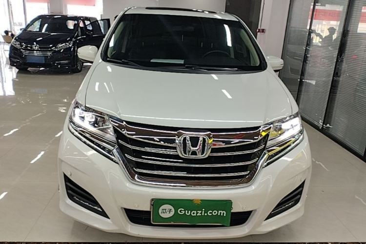 Used Honda Elysion 2016 2.4L Style Edition Front