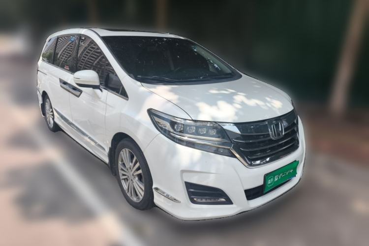 Used Honda Elysion 2016 2.4L Luxury Edition Front Right 45 Deg