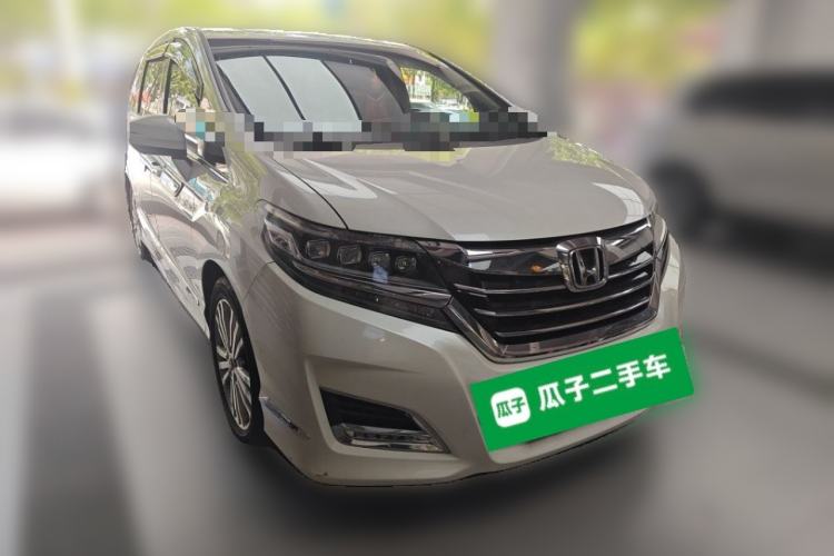 Used Honda Elysion 2016 2.4L Luxury Edition Front Right 45 Deg