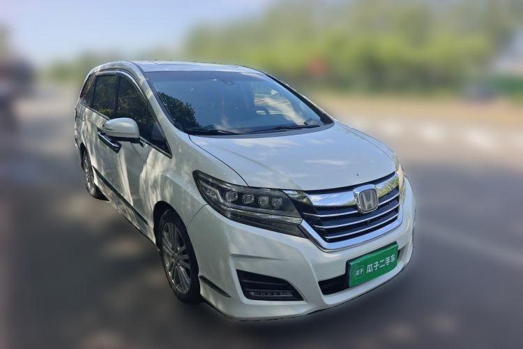 Used Honda Elysion 2016 2.4L Supreme Edition Front Right 45 Deg