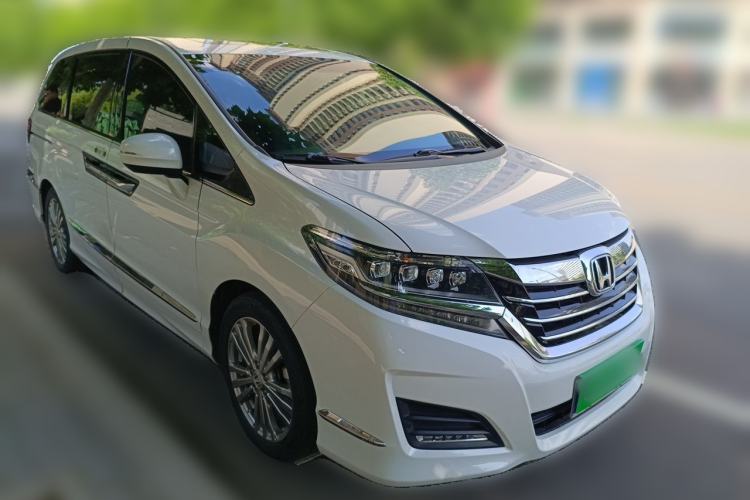 Used Honda Elysion 2016 2.4L Luxury Edition Front Right 45 Deg