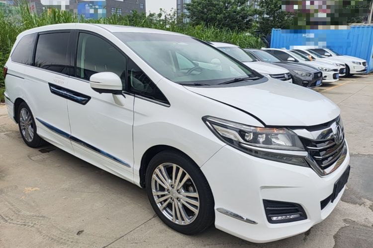 Used Honda Elysion 2016 2.4L Style Edition Front Right 45 Deg