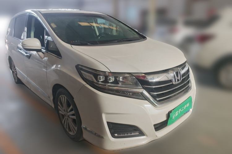 Used Honda Elysion 2016 2.4L Classic Edition Front Right 45 Deg