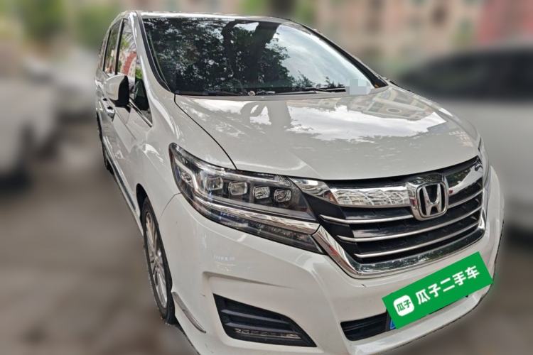 Used Honda Elysion 2016 2.4L Luxury Edition Front Right 45 Deg