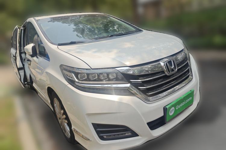 Used Honda Elysion 2016 2.4L Luxury Edition Front Right 45 Deg