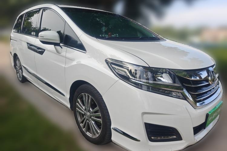 Used Honda Elysion 2016 2.4L Classic Edition Front Right 45 Deg