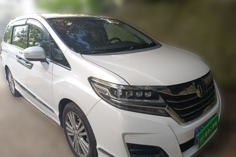 Used Honda Elysion 2016 2.4L Supreme Edition Front Right 45 Deg