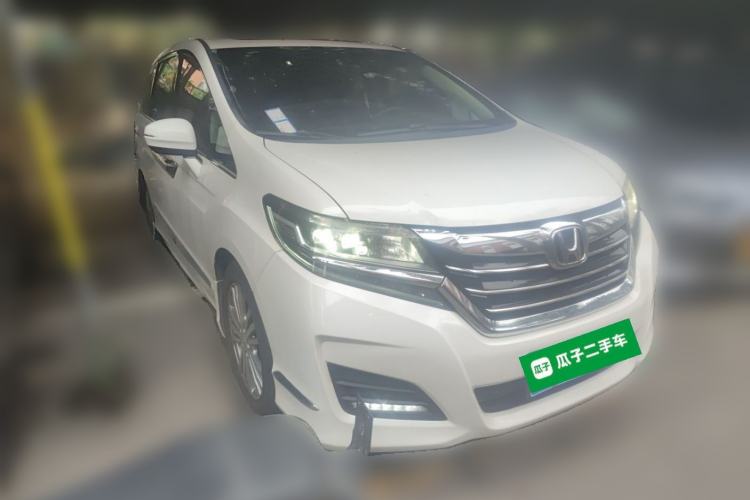 Used Honda Elysion 2016 2.4L Classic Edition Front Right 45 Deg
