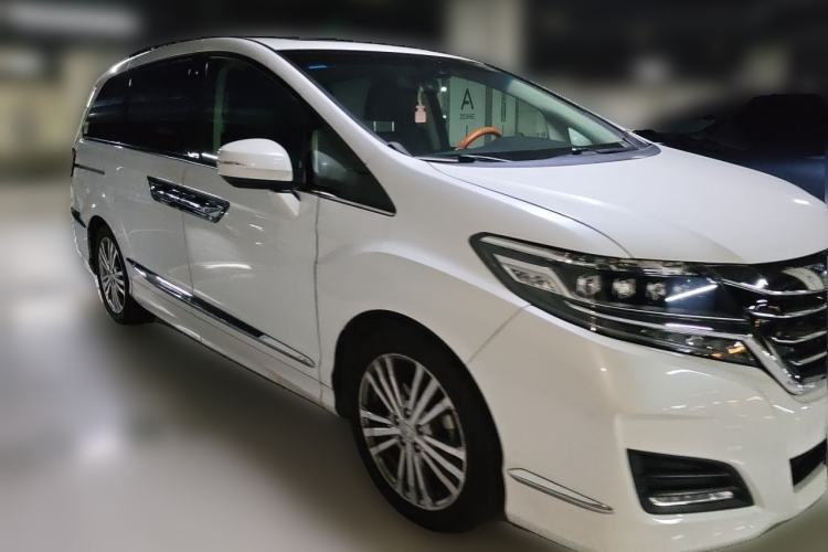 Used Honda Elysion 2016 2.4L Supreme Edition Front Right 45 Deg