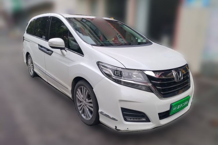 Used Honda Elysion 2016 2.4L Style Edition Front Right 45 Deg