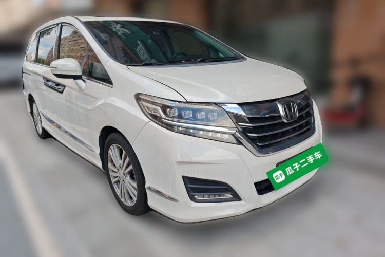 Used Honda Elysion 2016 2.4L Supreme Edition Front Right 45 Deg