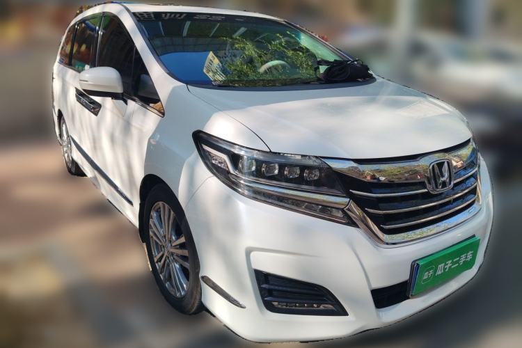 Used Honda Elysion 2016 2.4L Luxury Edition Front Right 45 Deg