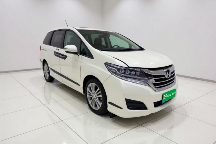Used Honda Elysion 2016 2.4L Luxury Edition Front Right 45 Deg
