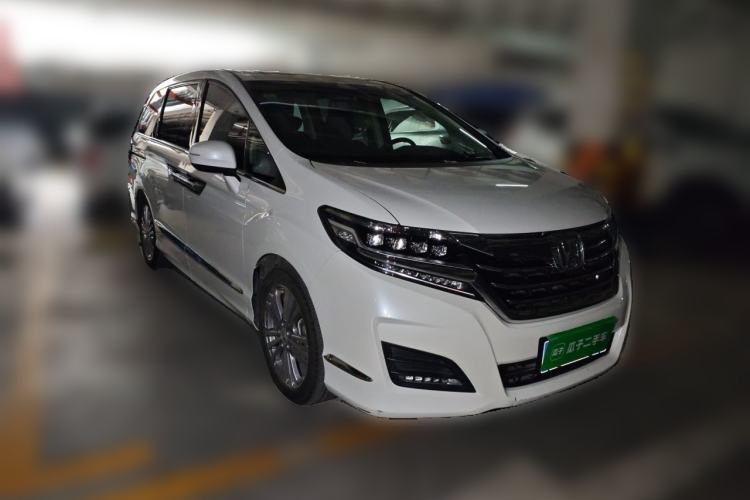 Used Honda Elysion 2016 2.4L Luxury Edition Front Right 45 Deg
