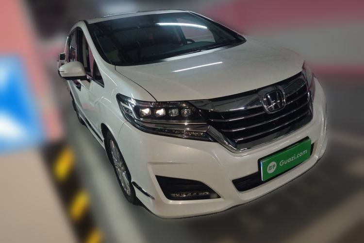 Used Honda Elysion 2016 2.4L Supreme Edition Front Right 45 Deg