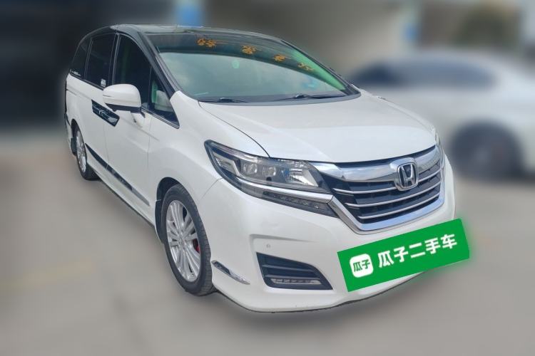 Used Honda Elysion 2016 2.4L Comfort Edition Front Right 45 Deg