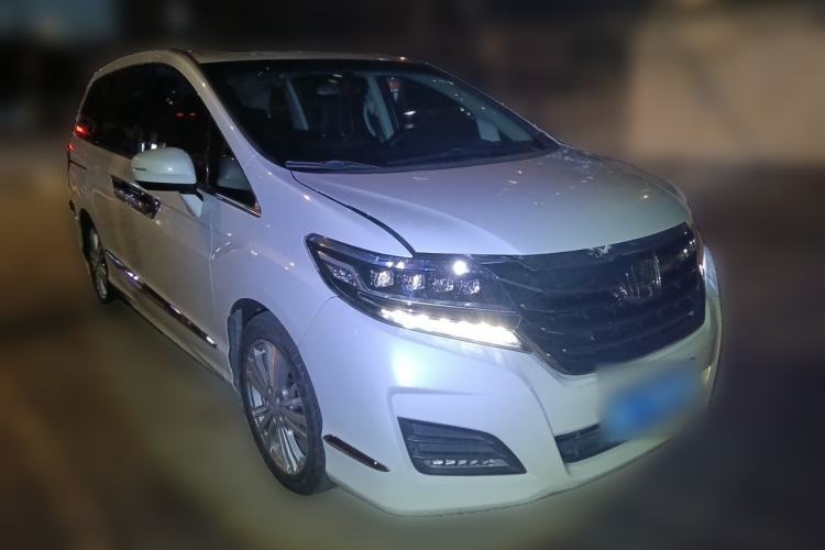 Used Honda Elysion 2016 2.4L Luxury Edition Front Right 45 Deg