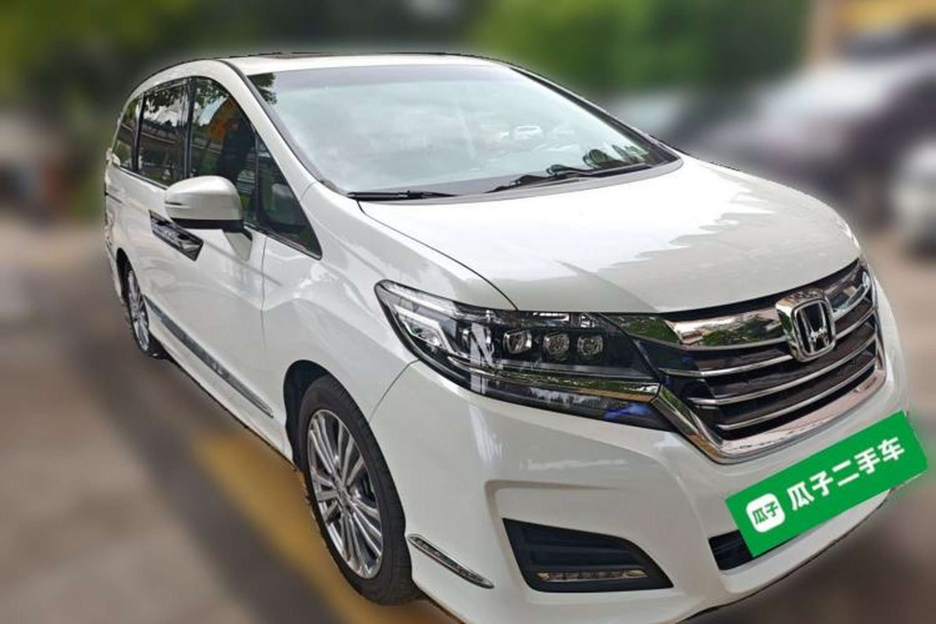 Used Honda Elysion 2016 2.4L Luxury Edition Front Right 45 Deg