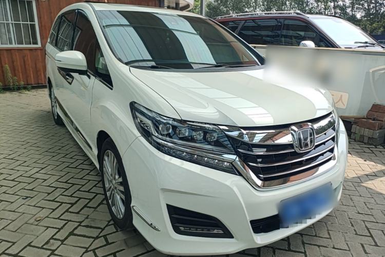 Used Honda Elysion 2016 2.4L Supreme Edition Front Right 45 Deg