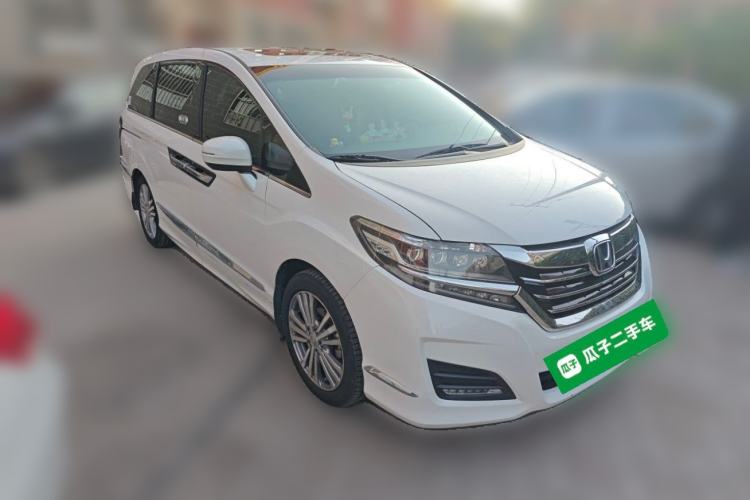 Used Honda Elysion 2016 2.4L Luxury Edition Front Right 45 Deg
