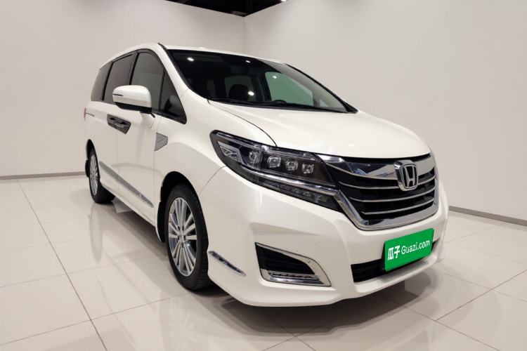 Used Honda Elysion 2016 2.4L Luxury Edition Front Right 45 Deg