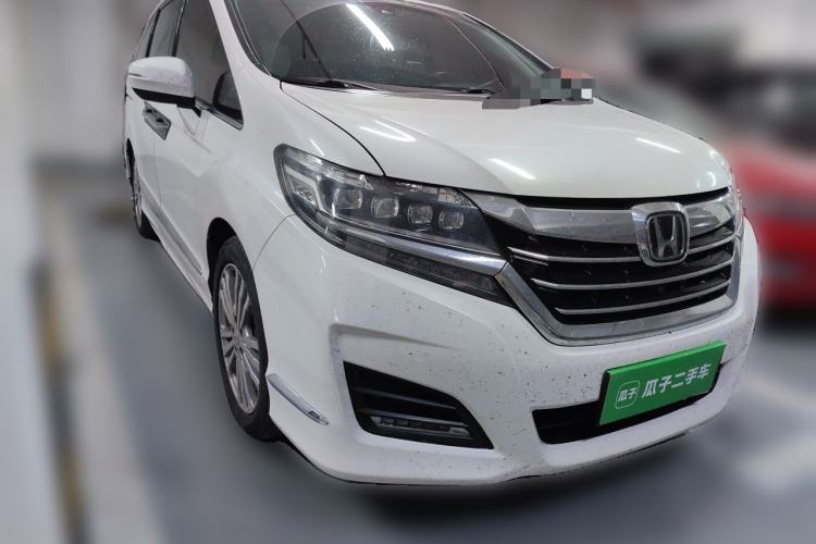Used Honda Elysion 2016 2.4L Supreme Edition Front Right 45 Deg