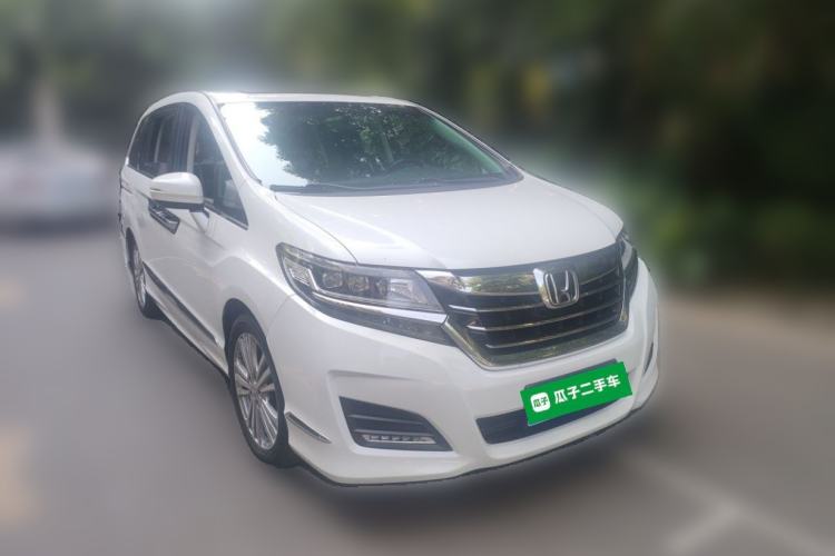 Used Honda Elysion 2016 2.4L Classic Edition Front Right 45 Deg
