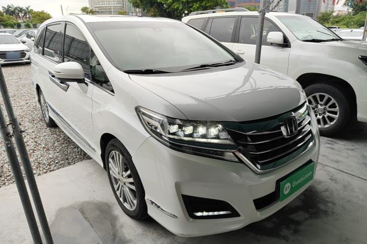 Used Honda Elysion 2016 2.4L Supreme Edition Front Right 45 Deg
