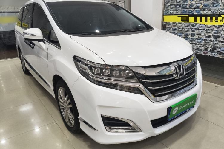 Used Honda Elysion 2016 2.4L Luxury Edition Front Right 45 Deg