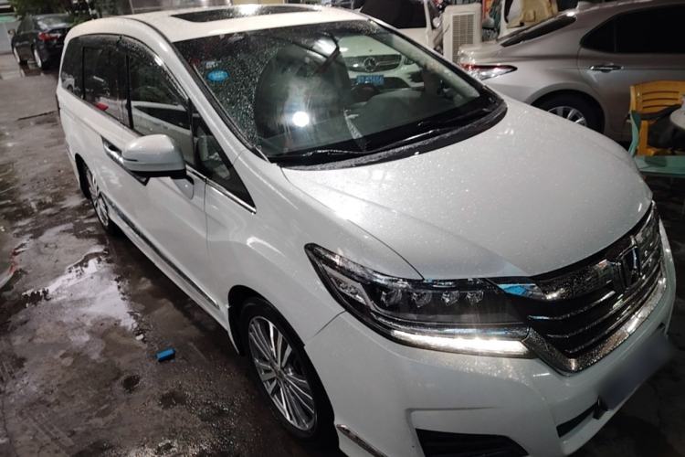 Used Honda Elysion 2016 2.4L Luxury Edition Front Right 45 Deg