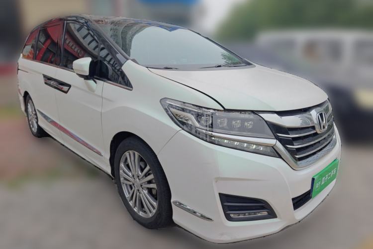 Used Honda Elysion 2016 2.4L Luxury Edition Front Right 45 Deg