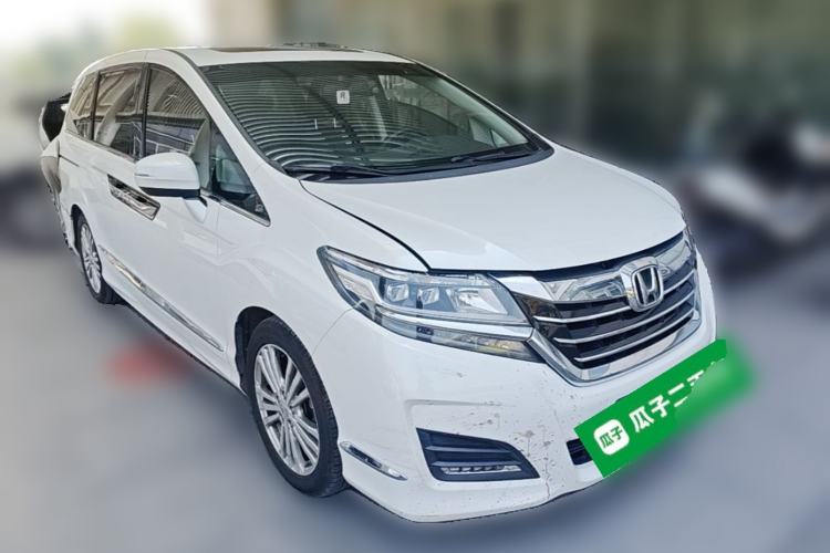Used Honda Elysion 2016 2.4L Style Edition Front Right 45 Deg