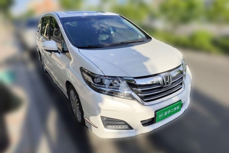 Used Honda Elysion 2016 2.4L Comfort Edition Front Right 45 Deg