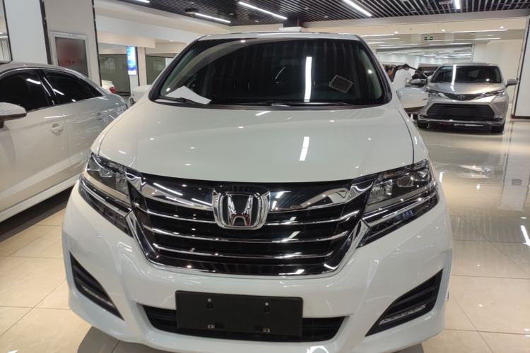 Used Honda Elysion 2016 2.4L Style Edition Front