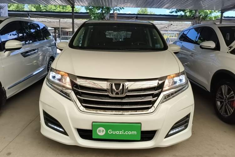 Used Honda Elysion 2016 2.4L Style Edition Front
