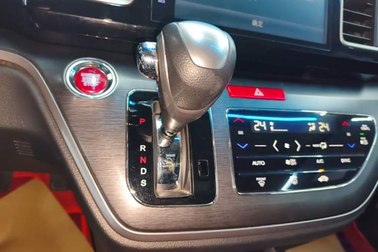 Used Honda Elysion 2016 2.4L Comfort Edition Gear Lever