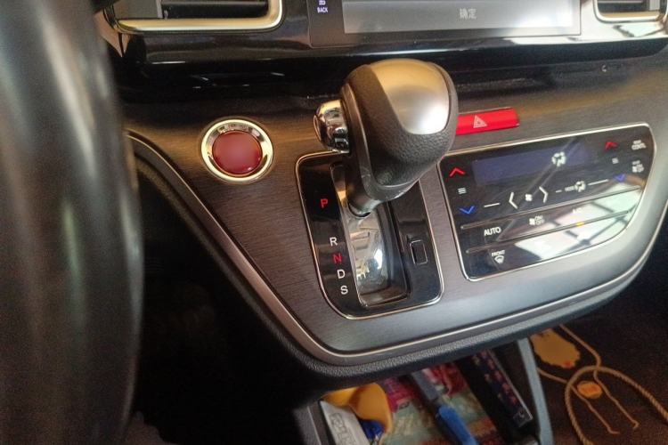 Used Honda Elysion 2016 2.4L Luxury Edition Gear Lever