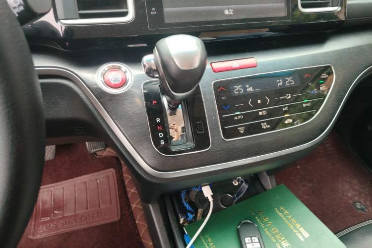 Used Honda Elysion 2016 2.4L Luxury Edition Gear Lever