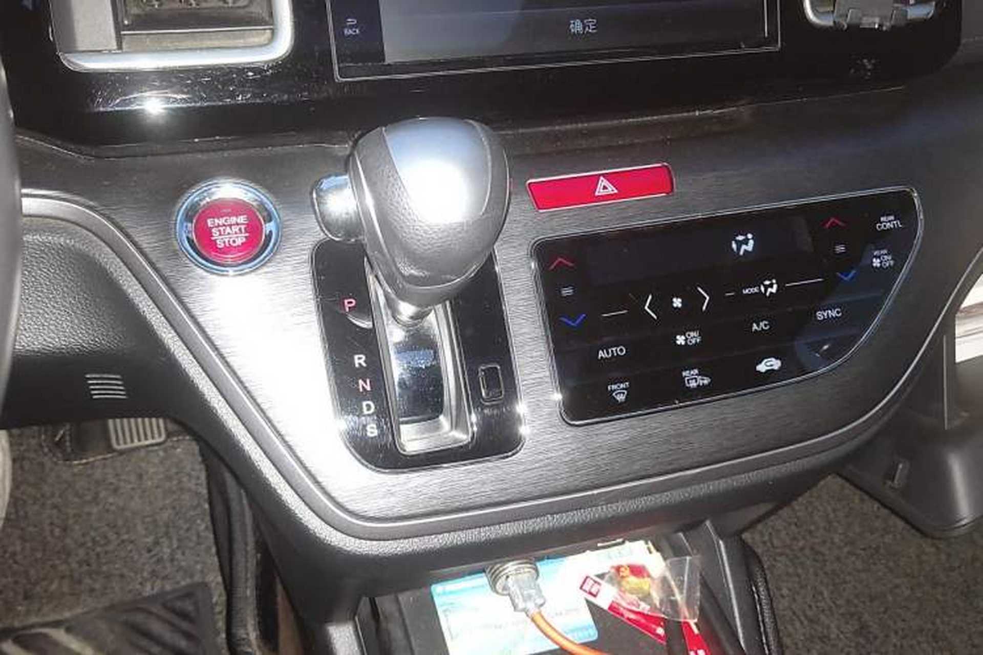 Used Honda Elysion 2016 2.4L Luxury Edition Gear Lever