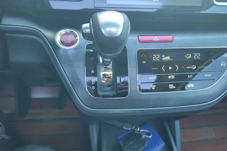 Used Honda Elysion 2016 2.4L Luxury Edition Gear Lever