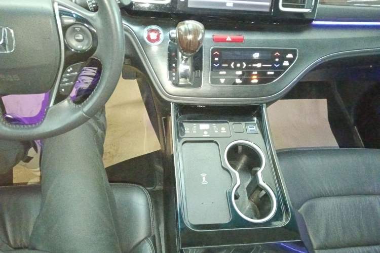 Used Honda Elysion 2016 2.4L Luxury Edition Gear Lever