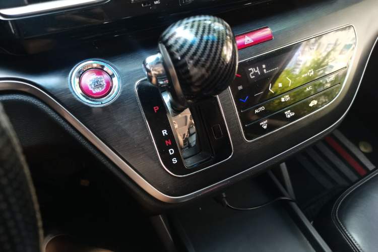Used Honda Elysion 2016 2.4L Supreme Edition Gear Lever