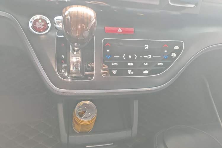 Used Honda Elysion 2016 2.4L Luxury Edition Gear Lever